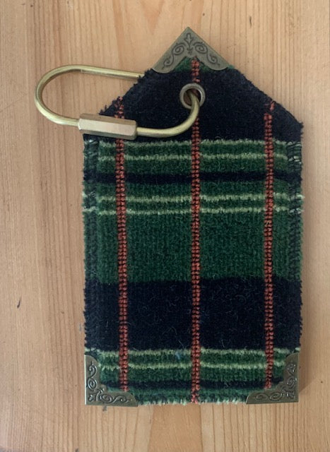 London Bus & London County Greenline (Greenlines) Moquette Luggage Label