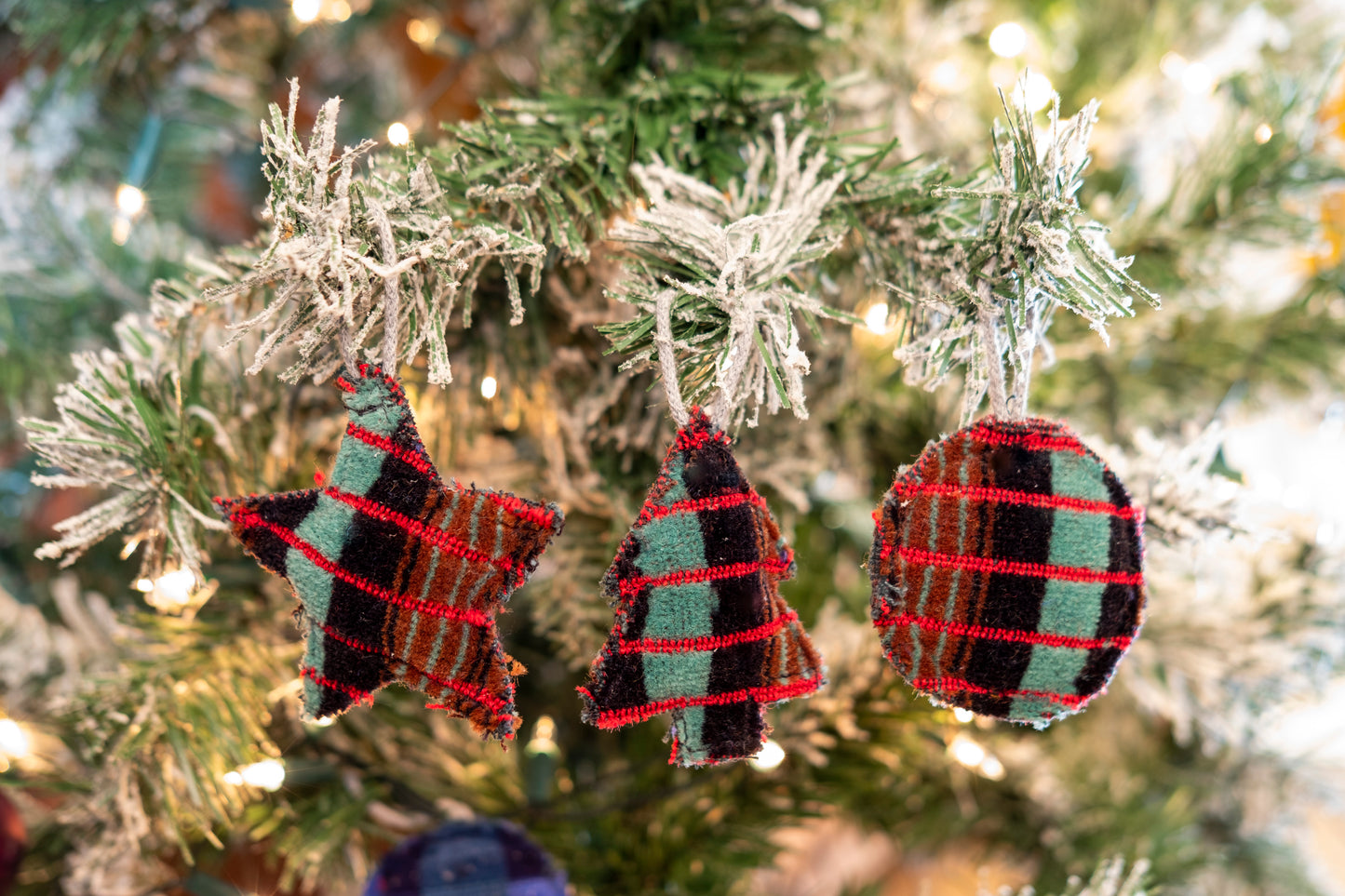 London RT Bus (1950's) Moquette Christmas Decoration Collection
