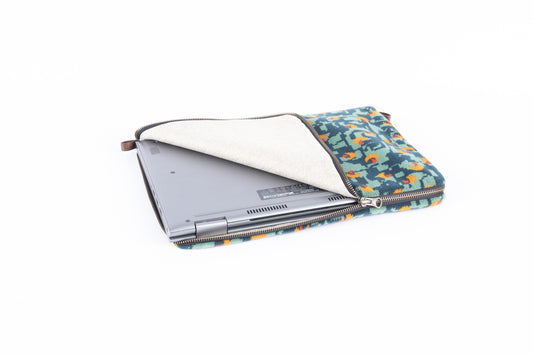 Stagecoach Bus Green Beachball Moquette Laptop Case
