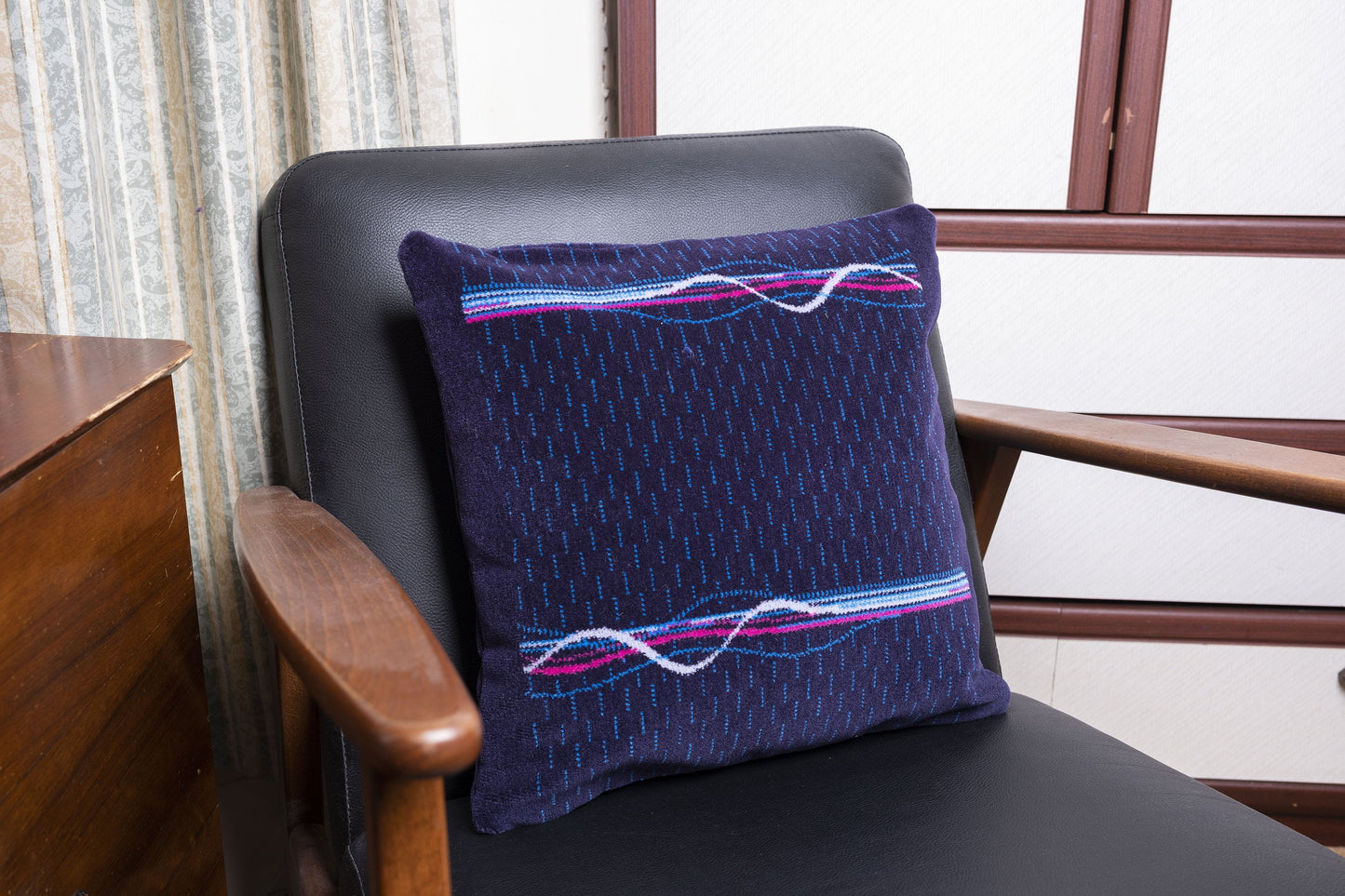 First Dynamic Lines Moquette Cushion