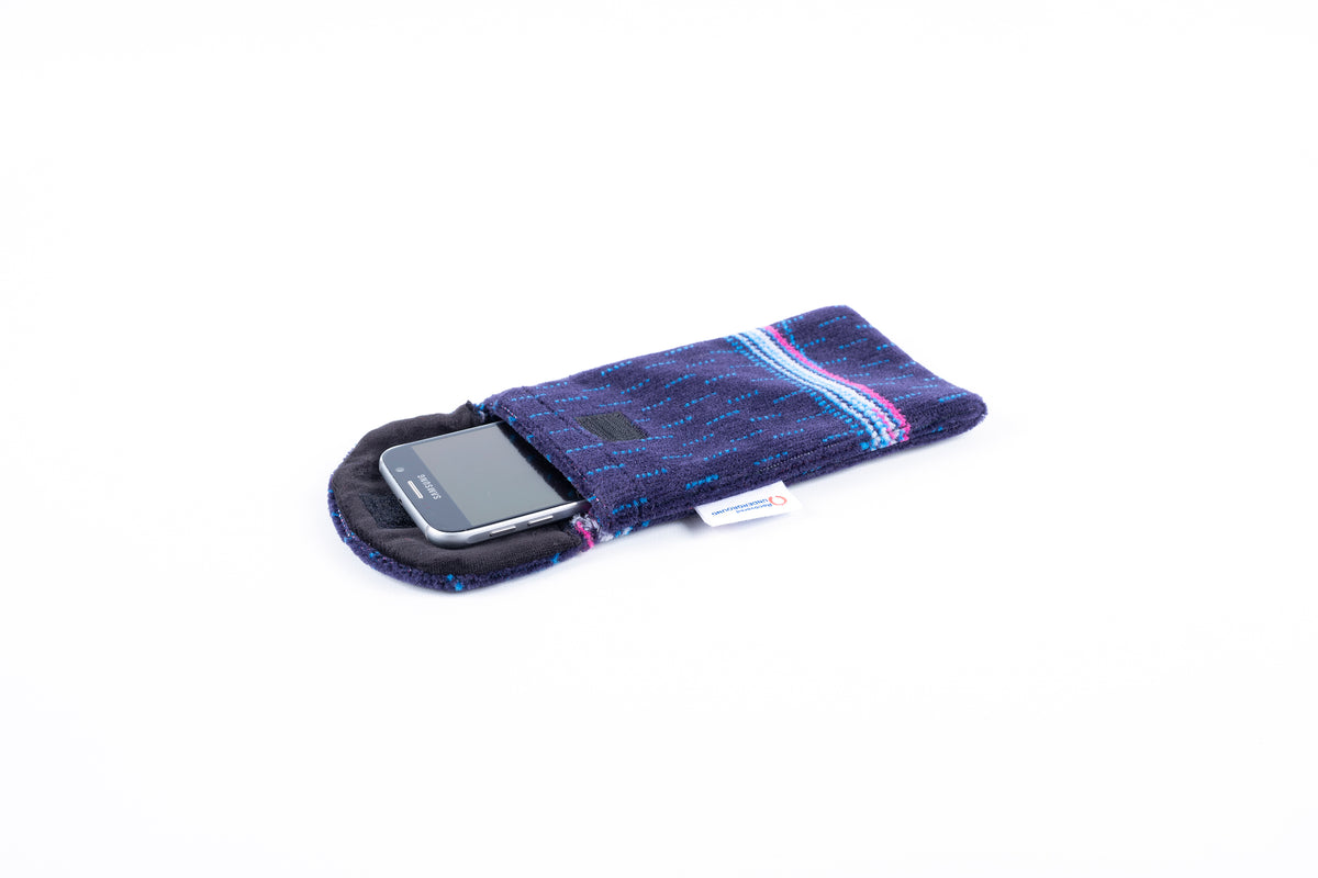 First Dynamic Lines Moquette Phone/Glasses Case