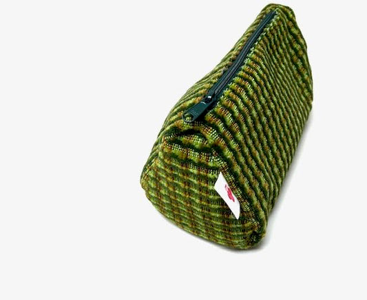 Dublin Dart Moquette Washbag