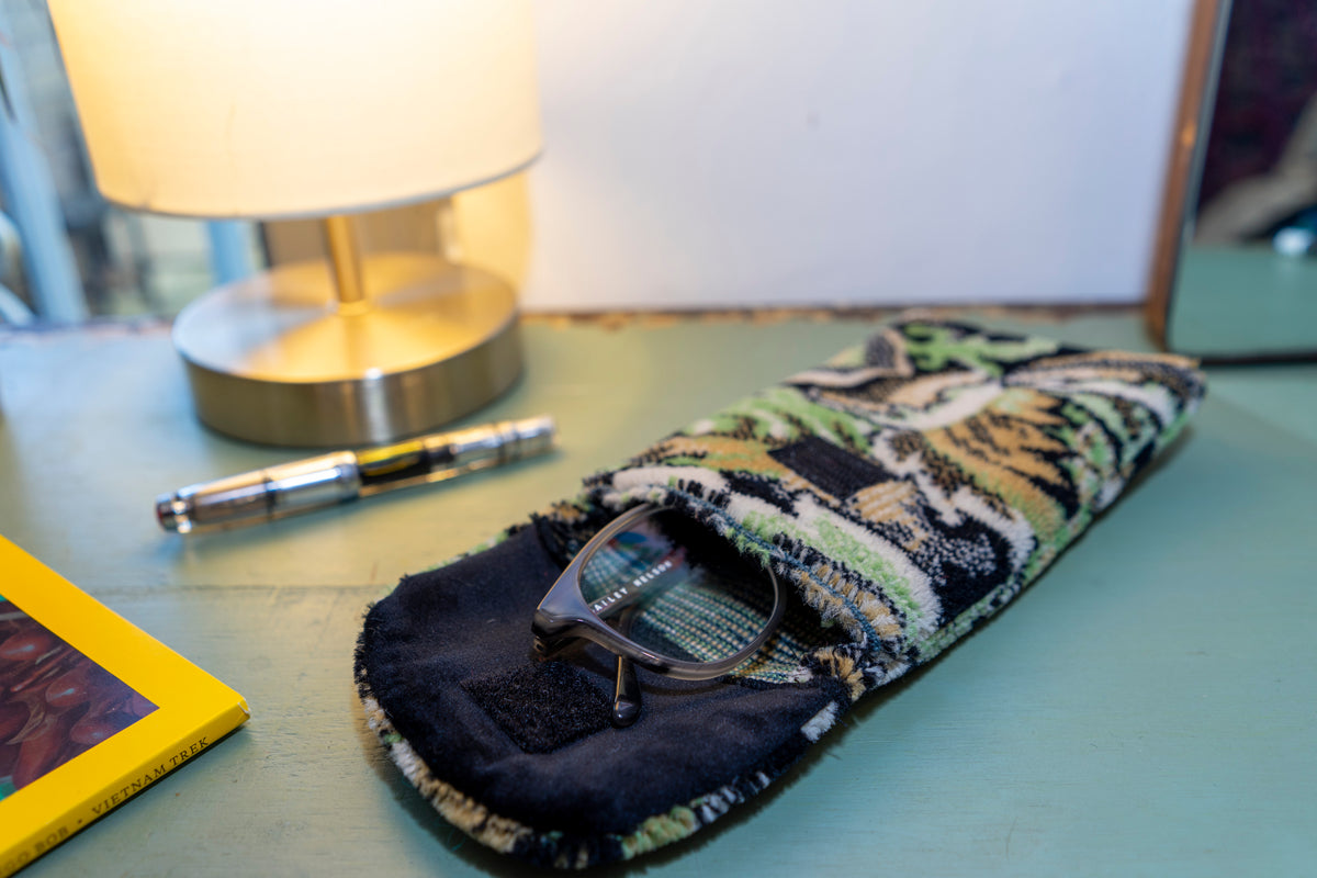 Orient Express Victorian Tapestry Moquette Phone & Glasses Case