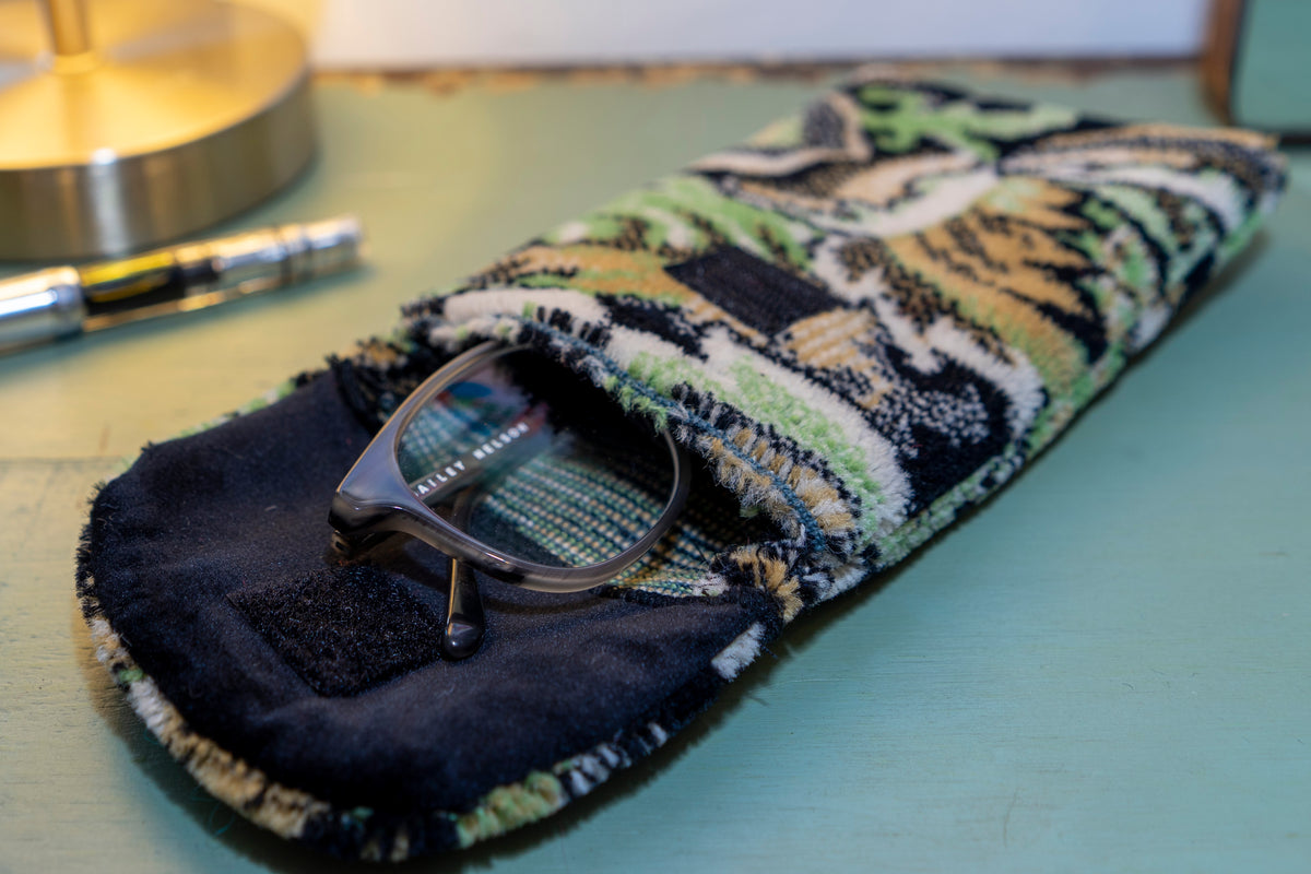 Orient Express Victorian Tapestry Moquette Phone & Glasses Case