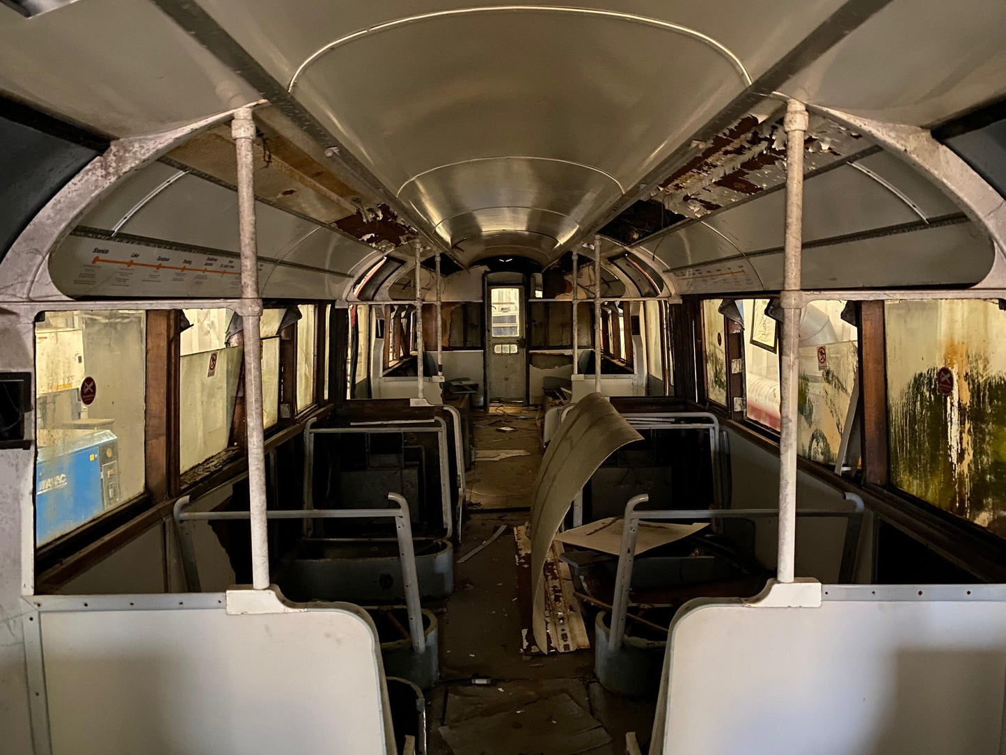 London Underground 1938 stock (ex Isle of Wight) Carriage